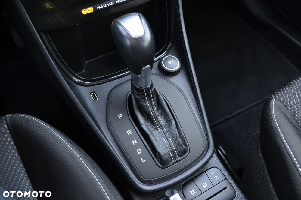 Ford Puma 1.0 EcoBoost Hybrid TITANIUM - 18