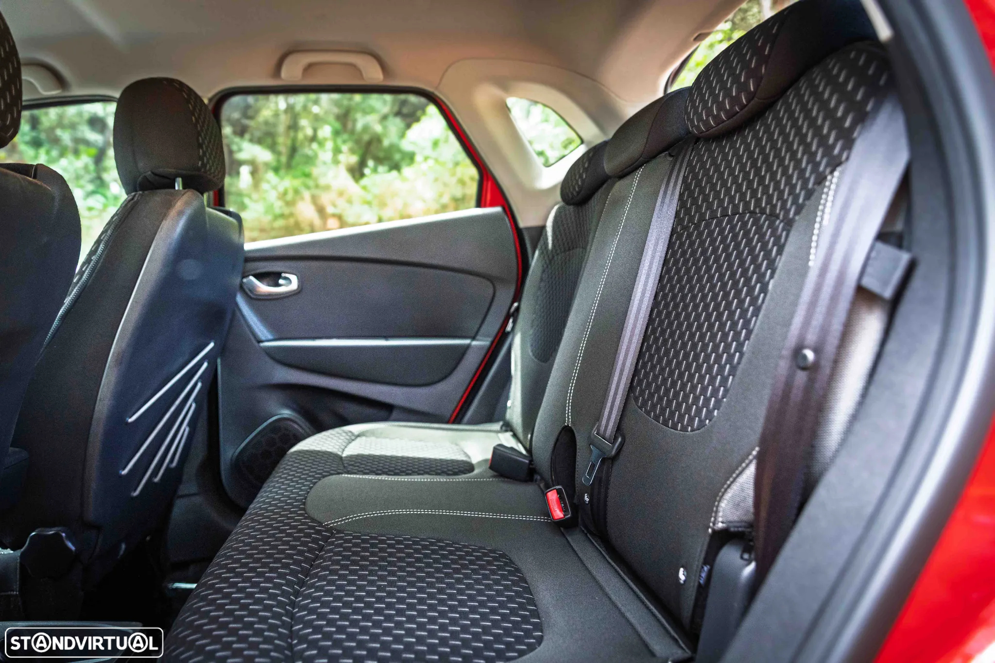 Renault Captur 1.5 dCi Exclusive C/Pneu - 19