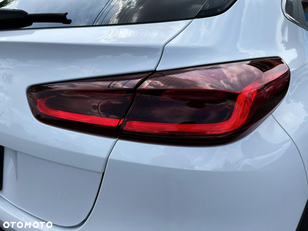 Kia XCeed 1.5 T-GDI M - 26