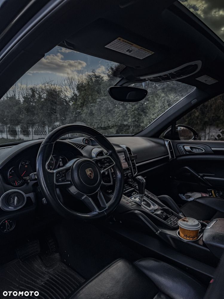 Porsche Cayenne Platinum Edition - 6
