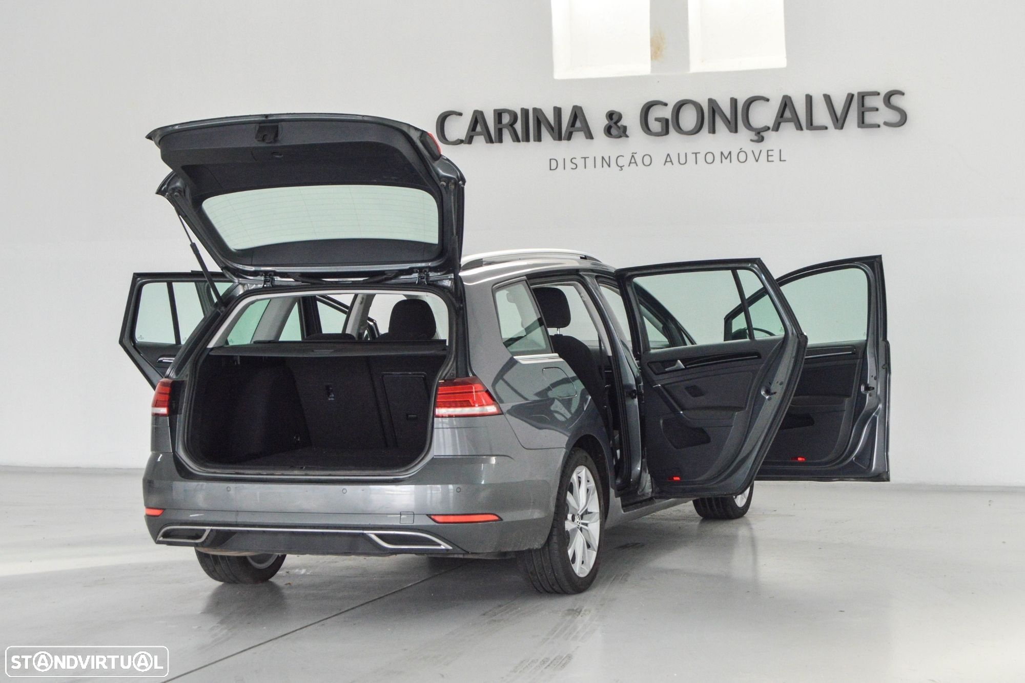 VW Golf Variant 2.0 TDi Highline DSG - 13