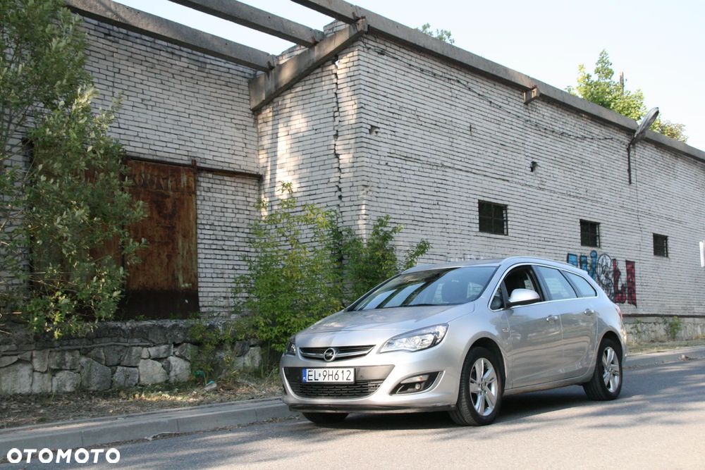 Opel Astra 1.6 CDTI Enjoy - 1