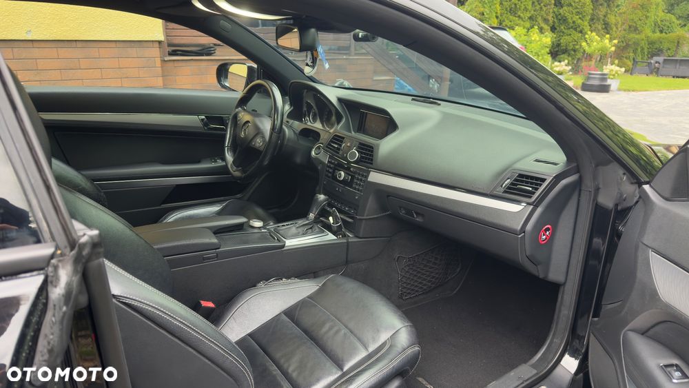 Mercedes-Benz Klasa E 350 CGI BlueEffICIENCY - 16