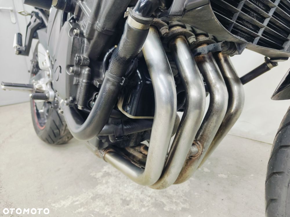 Yamaha FZ6 - 7