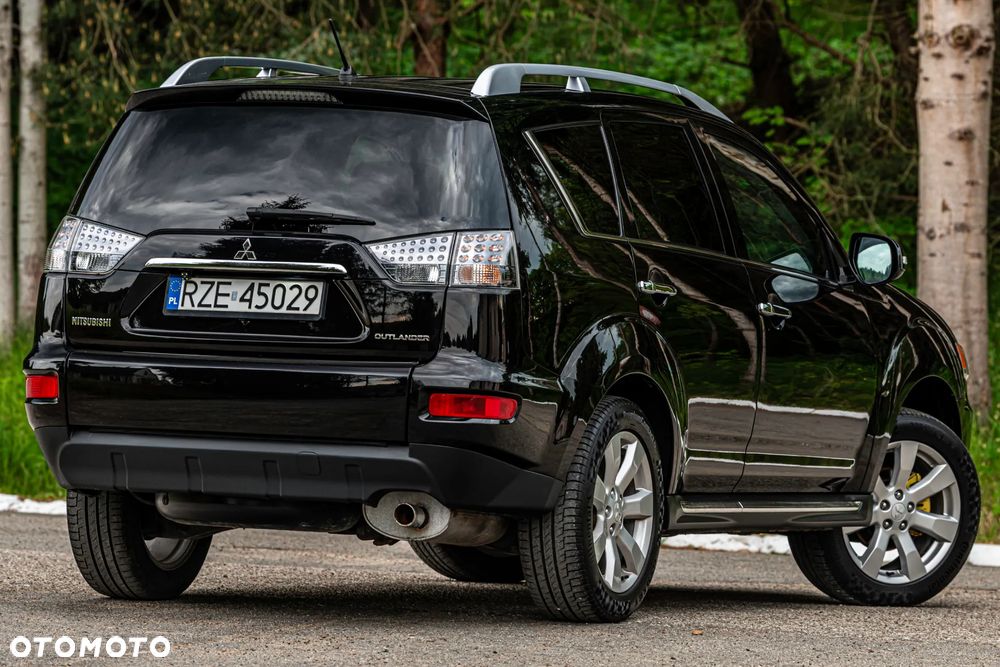 Mitsubishi Outlander - 7