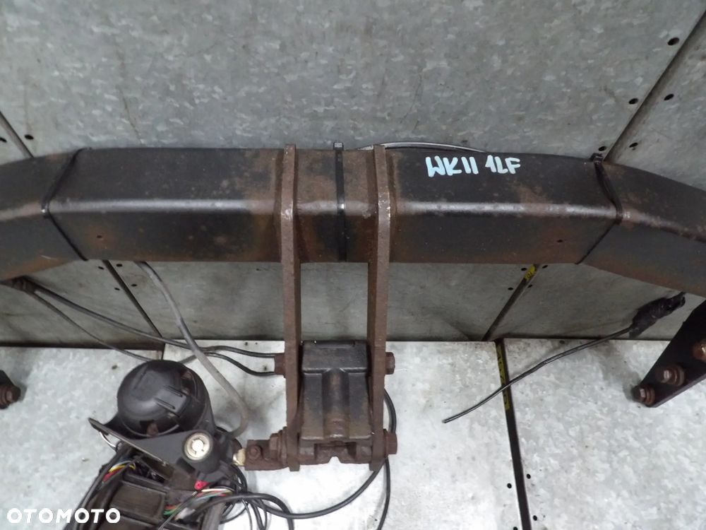 JEEP GRAND CHEROKEE WK2 HAK HOLOWNICZY - 3