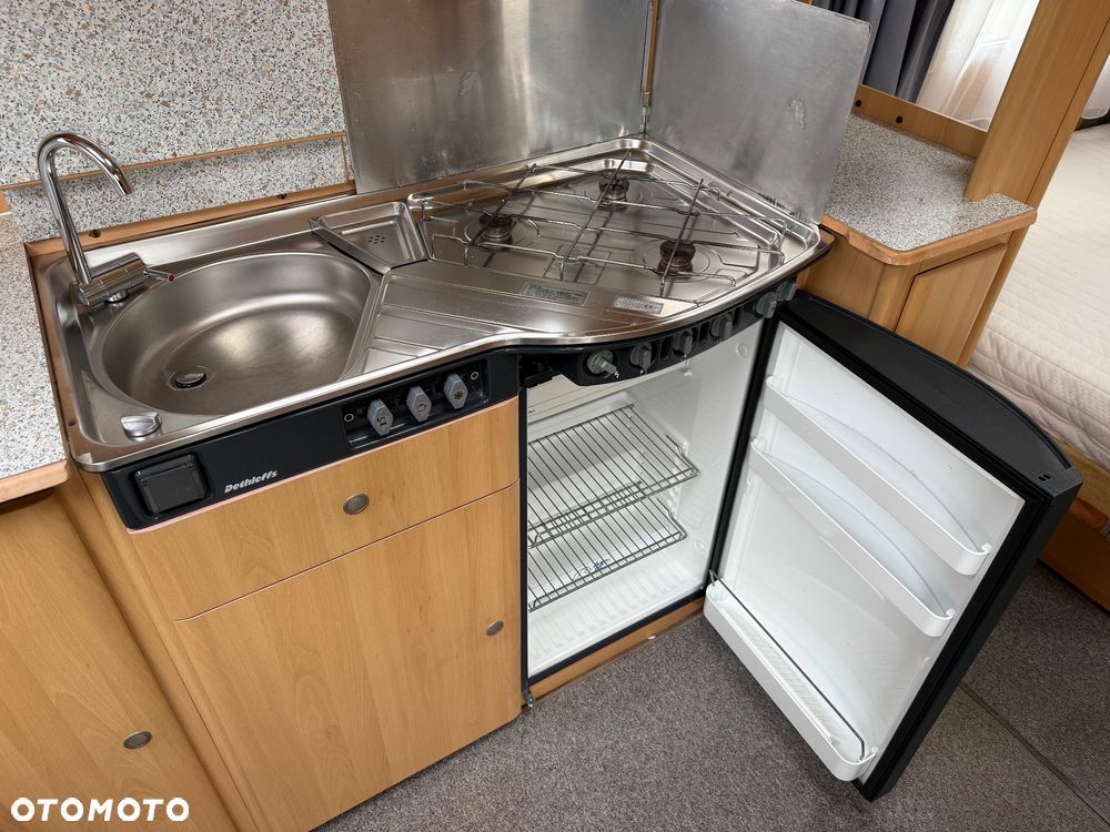 Dethleffs Camper - 8