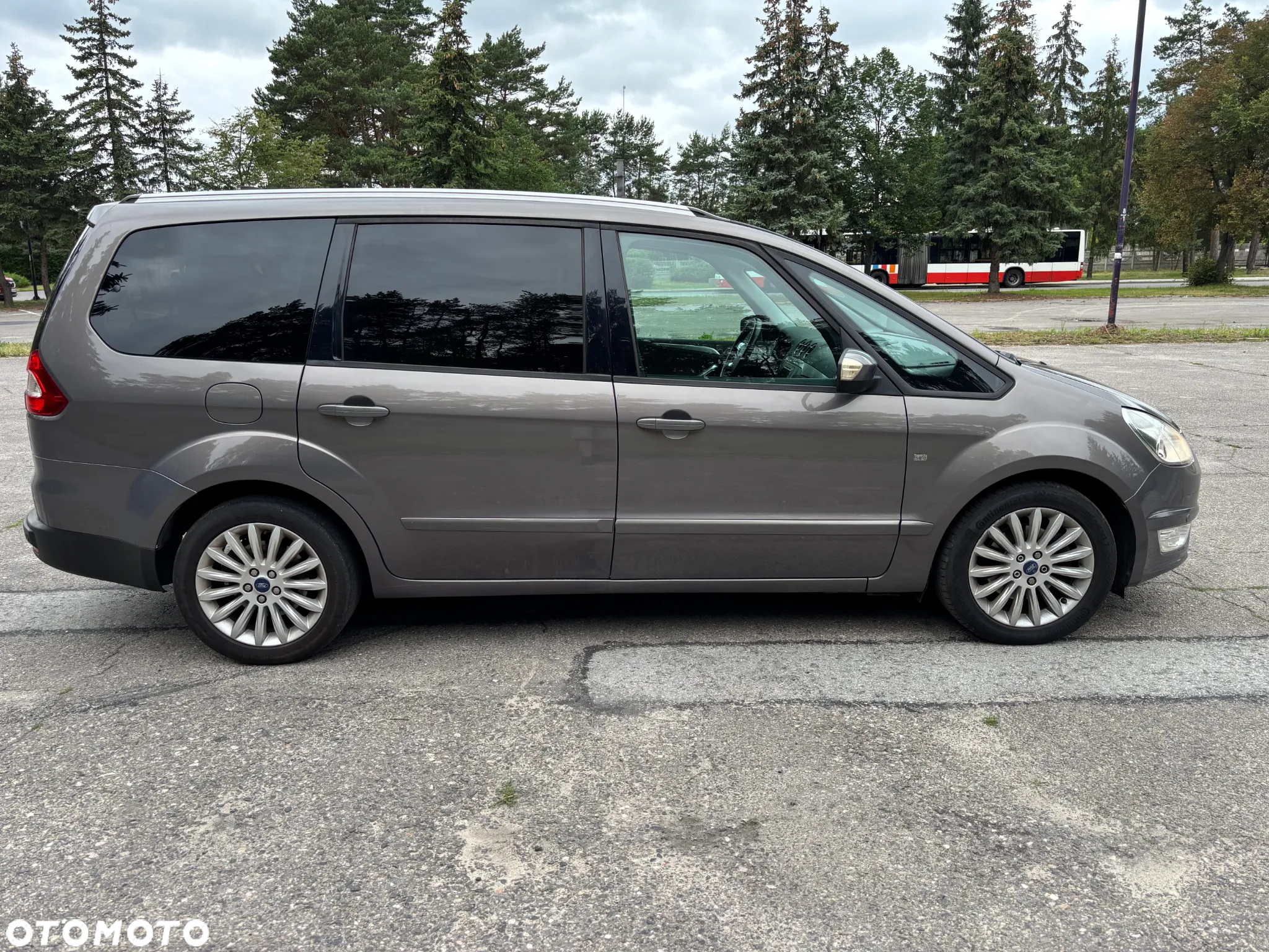 Ford Galaxy 2.0 TDCi DPF Titanium - 8