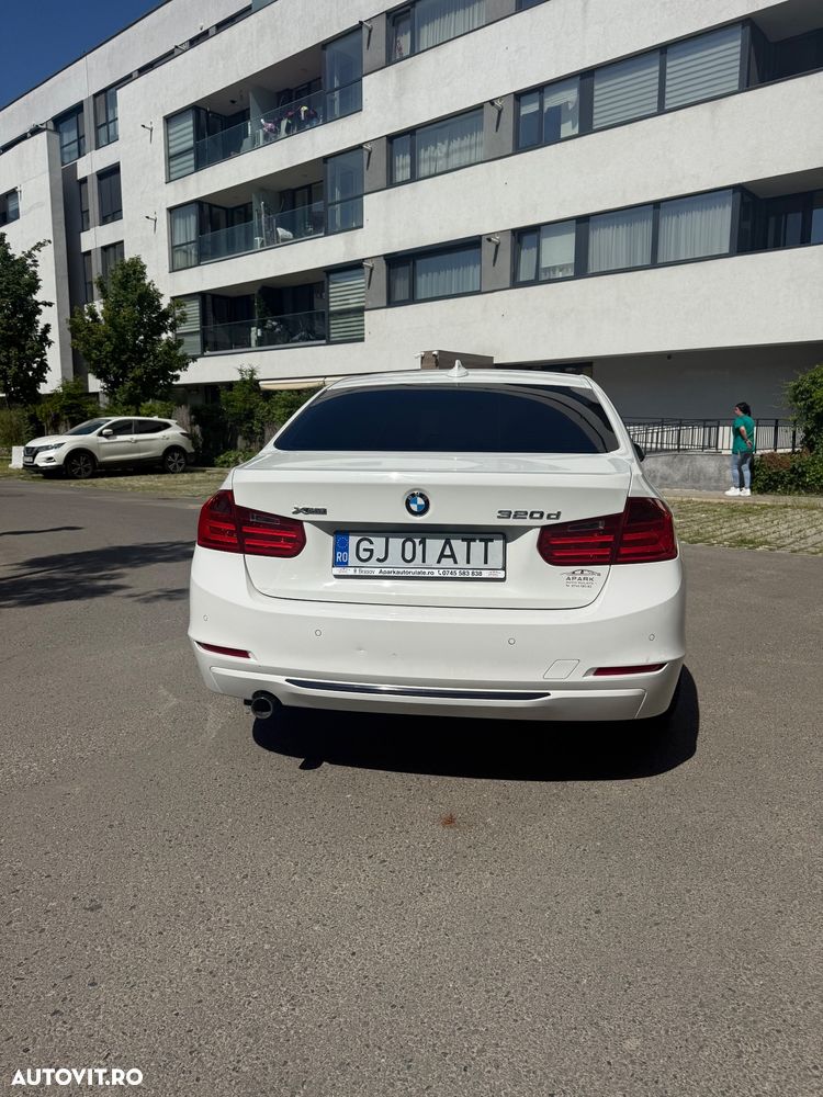 BMW Seria 3 320d Aut. Sport Line - 5