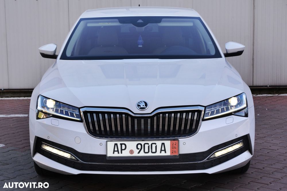Skoda Superb 2.0 TDI DSG L&K - 10