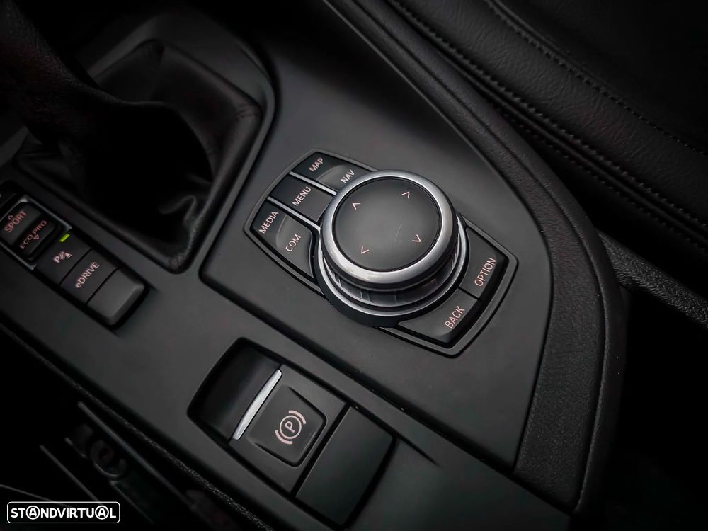 BMW X1 xDrive25e Advantage - 31