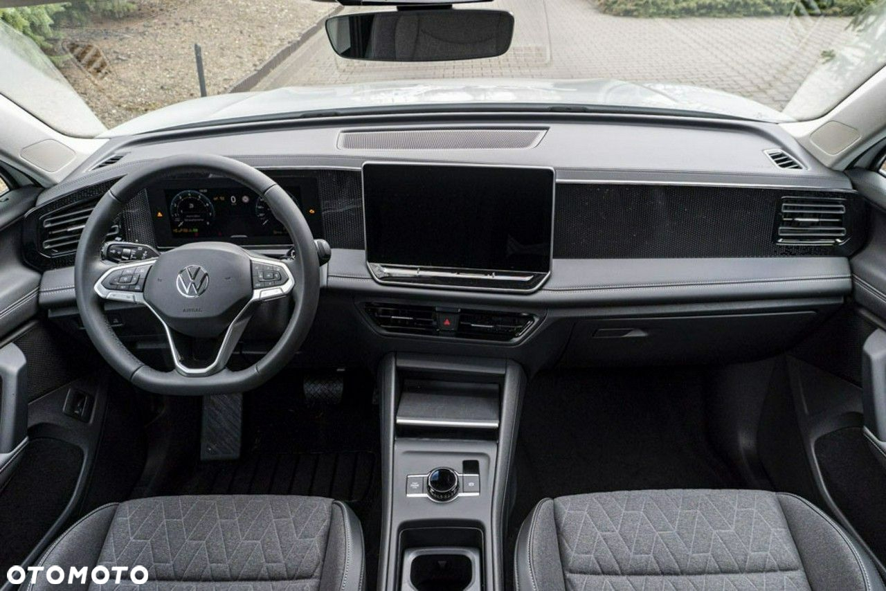 Volkswagen Tiguan - 14