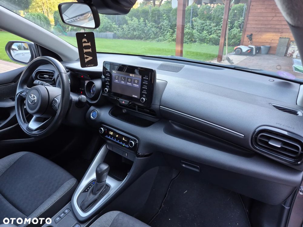 Toyota Yaris Hybrid 100 Dynamic EU6 - 31