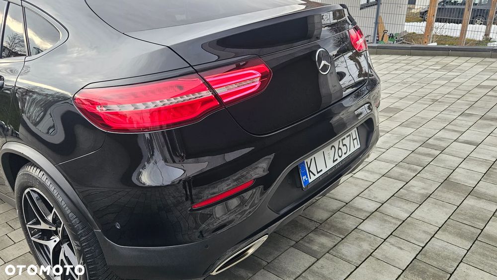Mercedes-Benz GLC 250 4Matic 9G-TRONIC AMG Line - 16