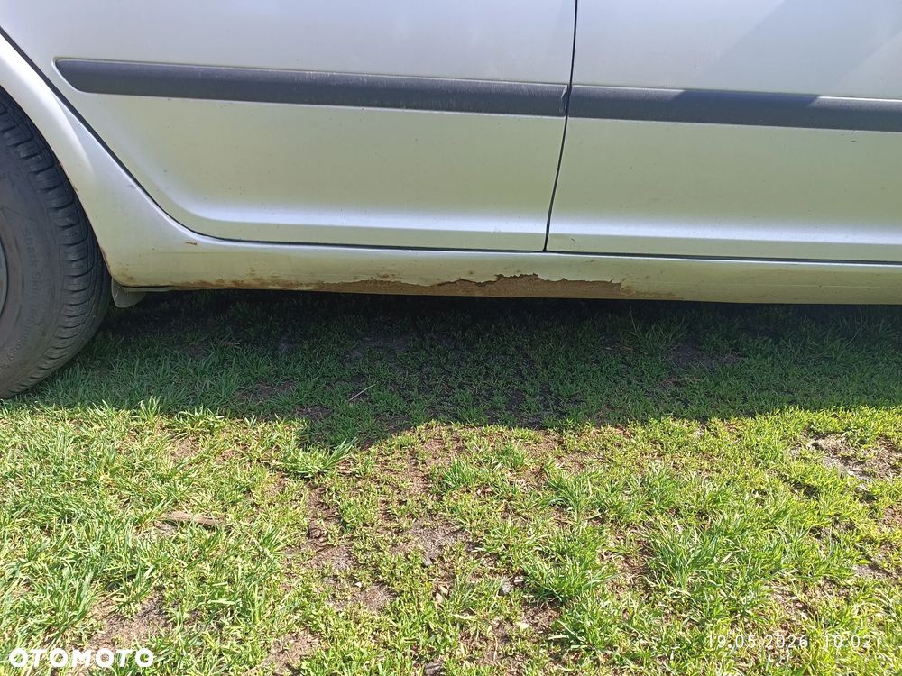 Skoda Octavia 1.6 FSI Classic - 3