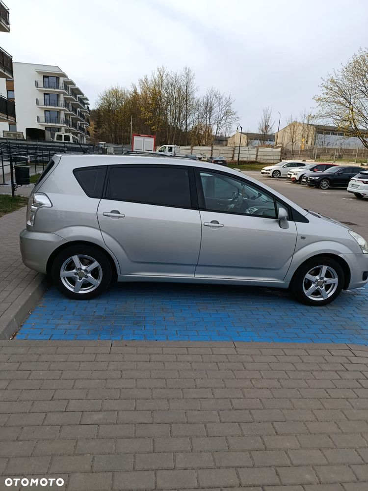 Toyota Corolla Verso 1.8 Sol + 7os - 1