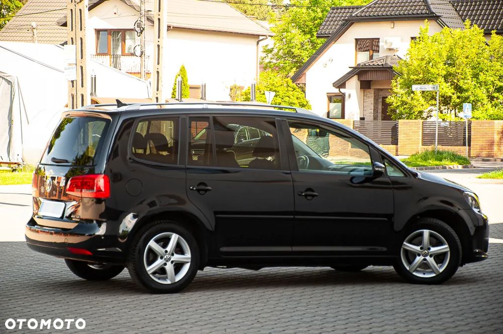 Volkswagen Touran 2.0 TDI DSG United - 24