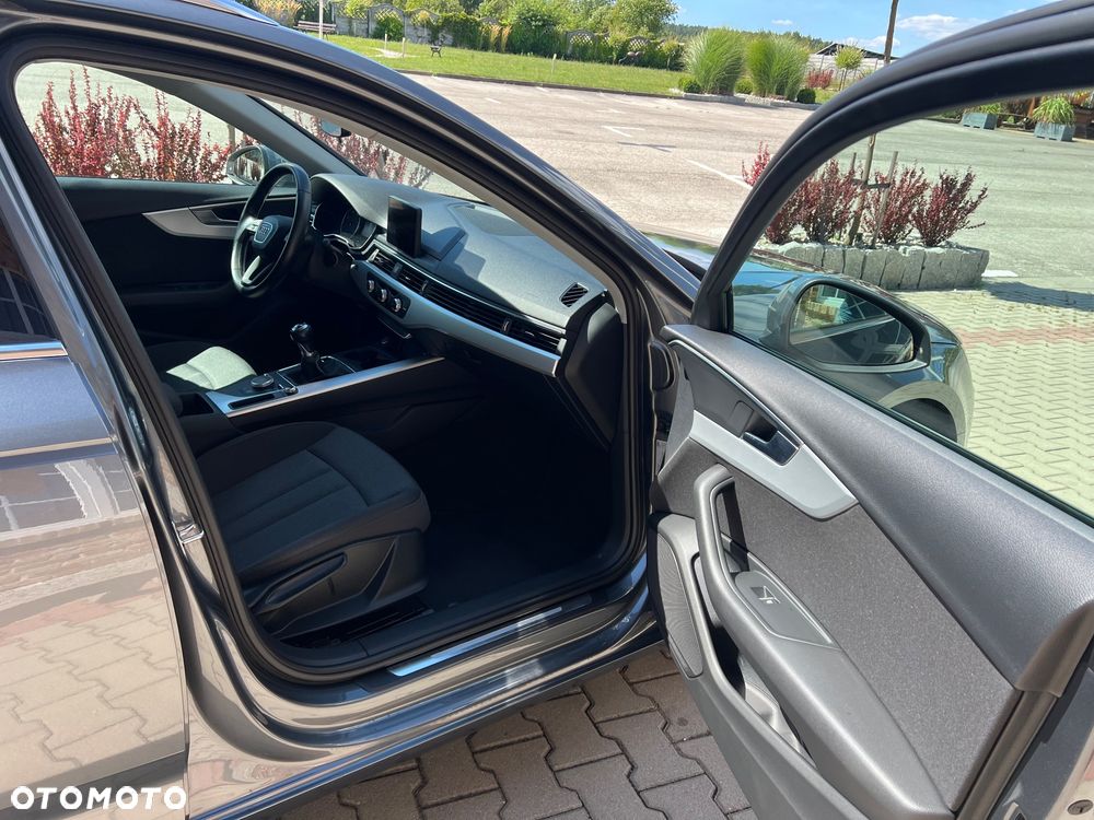 Audi A4 Avant 2.0 TDI - 29