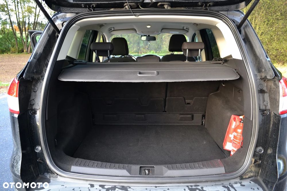 Ford Kuga 1.6 EcoBoost 2x4 Trend - 8