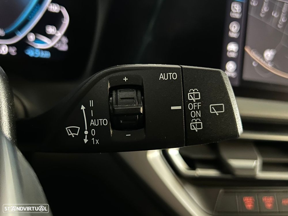 BMW 320 e Corporate Edition Auto - 16