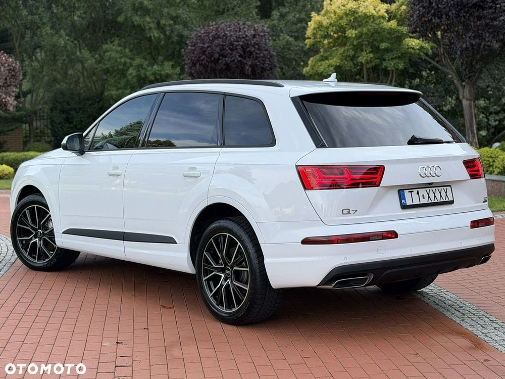 Audi Q7 - 15