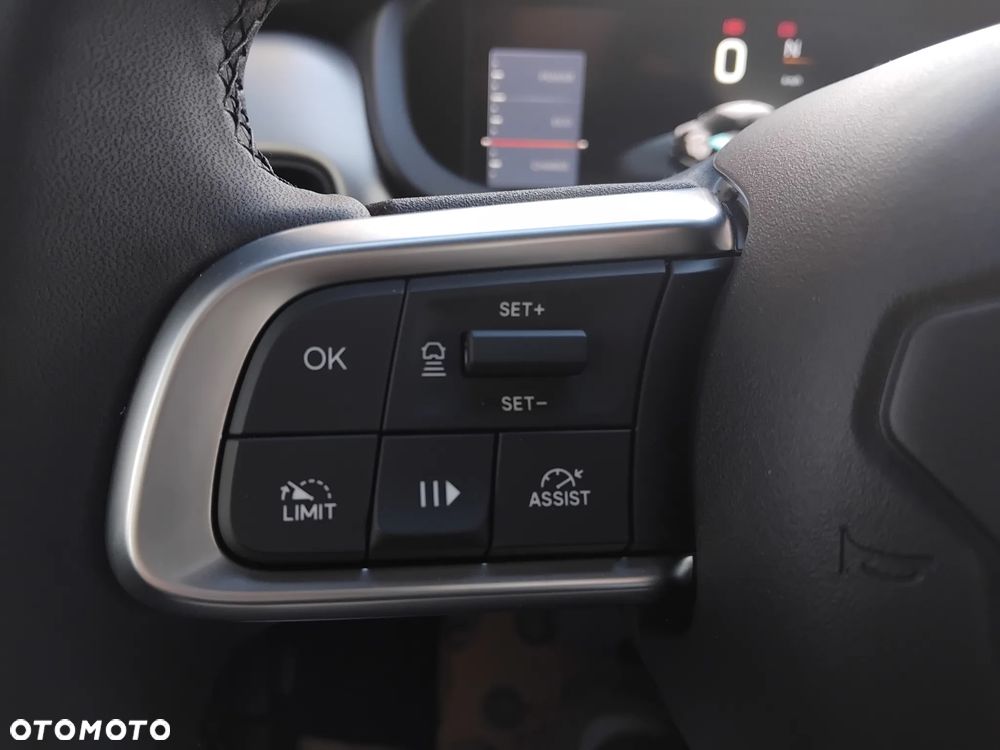 Jeep Avenger 1.2 T3 mHEV Black Edition FWD eDCT6 - 14