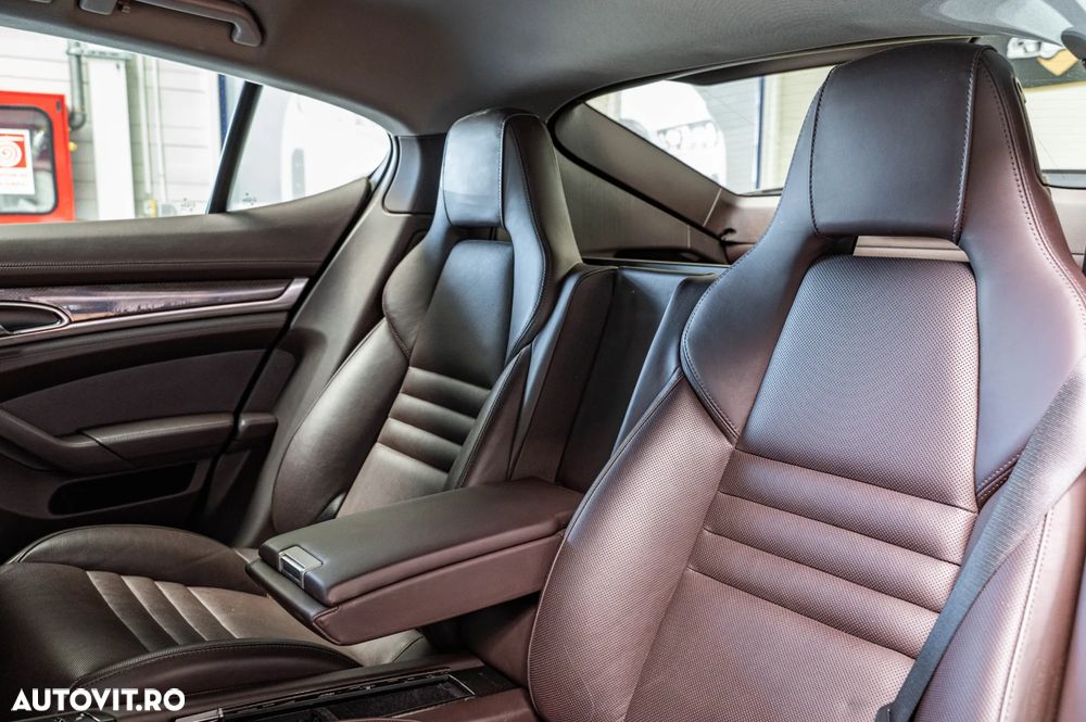 Porsche Panamera 3.0 Tiptronic S - 7