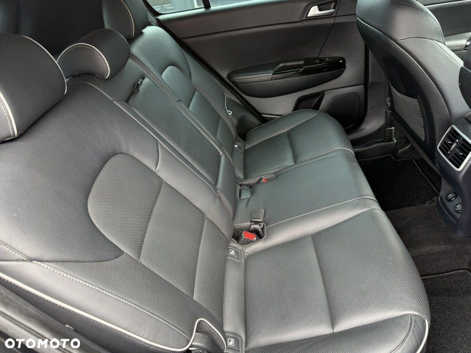 Kia Sportage 1.6 GDI 2WD Black Edition - 33