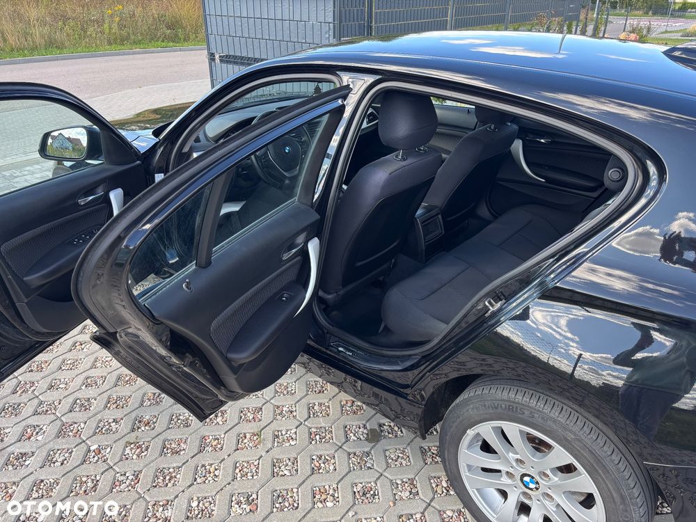 BMW Seria 1 116i - 14