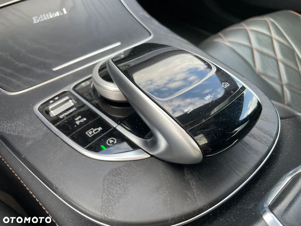 Mercedes-Benz CLS 400 d 4-Matic 9G-TRONIC - 36