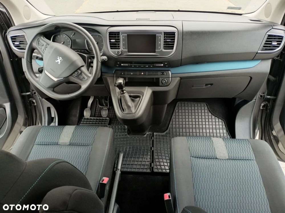 Peugeot Traveller 2.0 BlueHDi Long Business Vip - 17