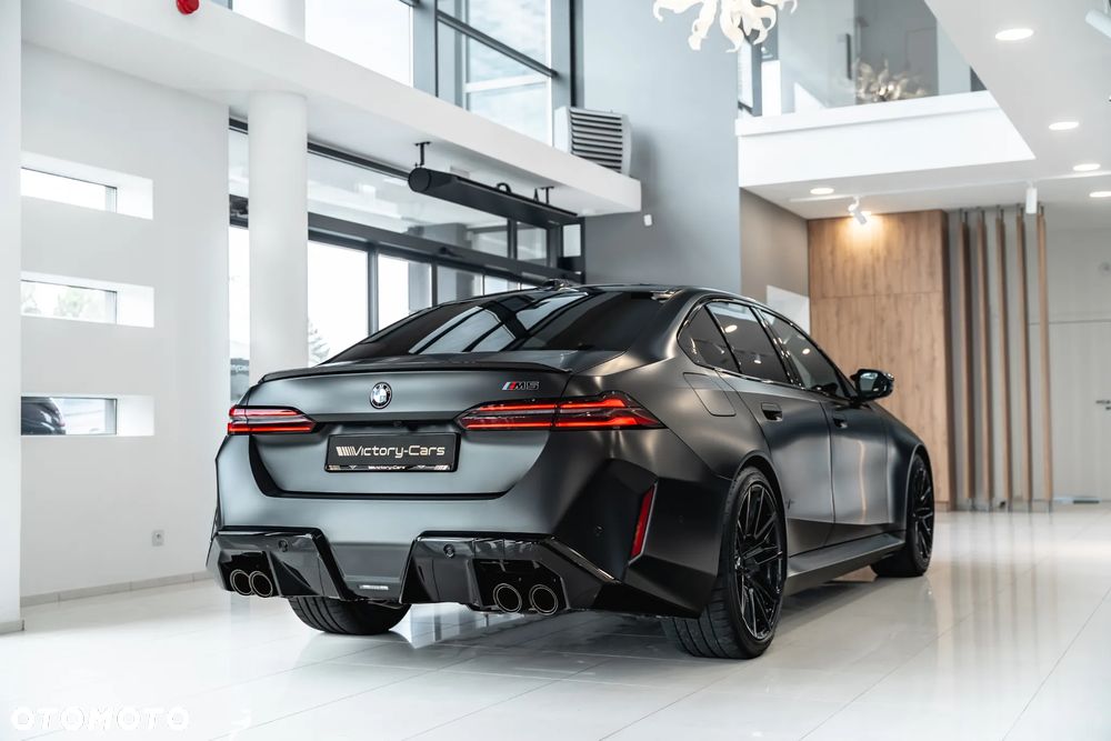 BMW M5 PHEV - 8