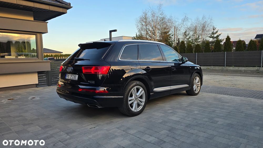 Audi Q7 - 3