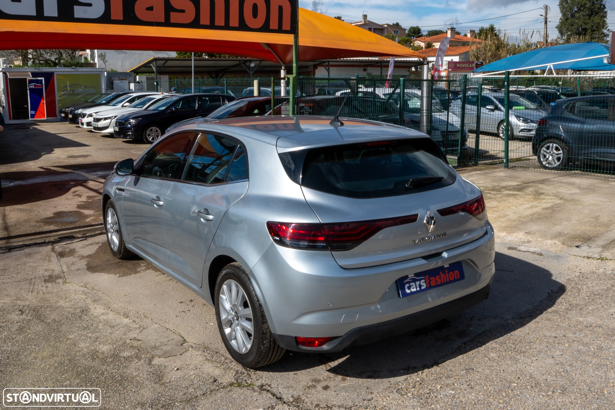Renault Mégane 1.5 Blue dCi Intens - 3