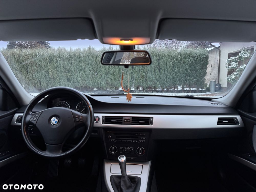 BMW Seria 3 318i Edition Lifestyle - 8