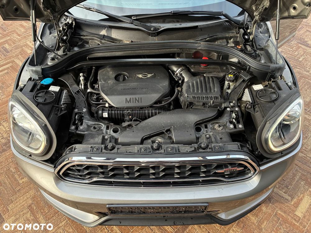 MINI John Cooper Works ALL4 sport - 38