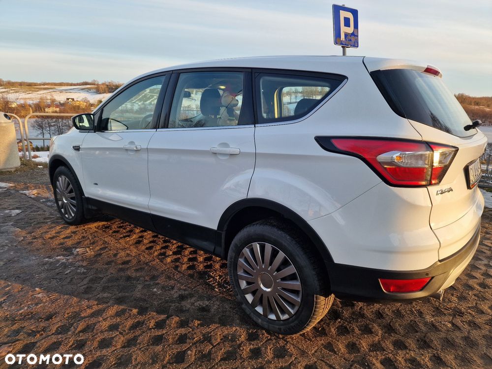 Ford Kuga 2.0 TDCi 4x4 SYNC - 28