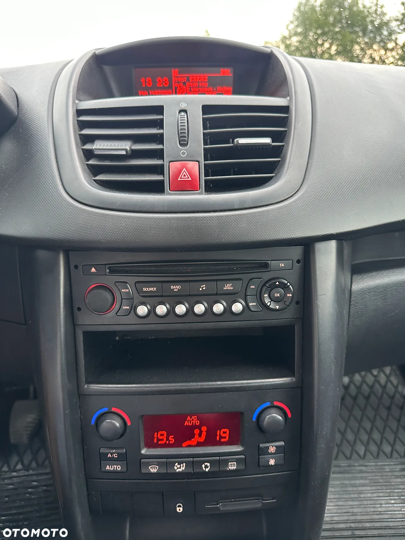 Peugeot 207 1.4 HDi Trendy - 11
