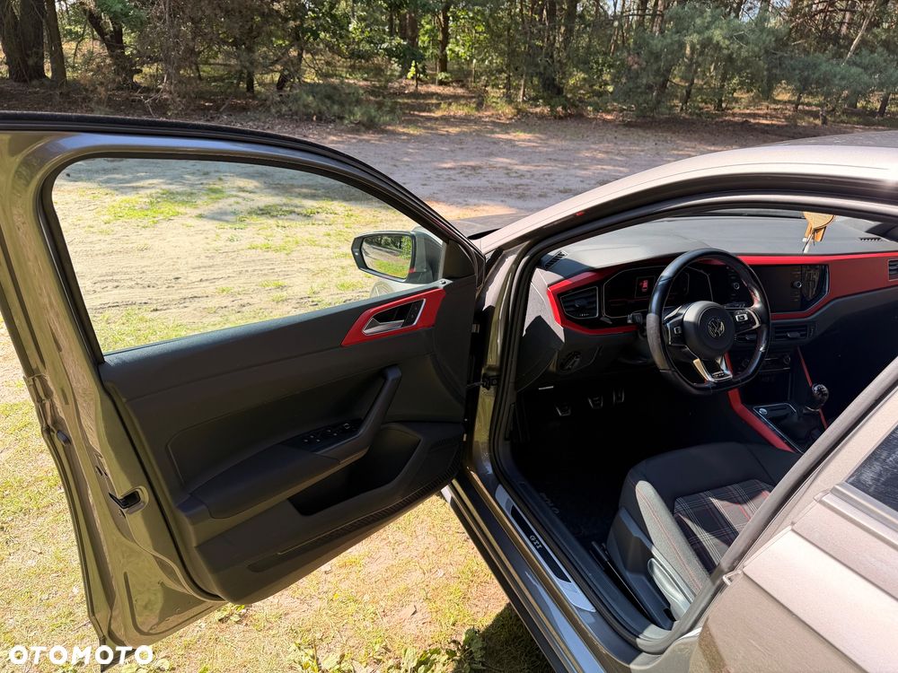 Volkswagen Polo 2.0 TSI OPF GTI - 9
