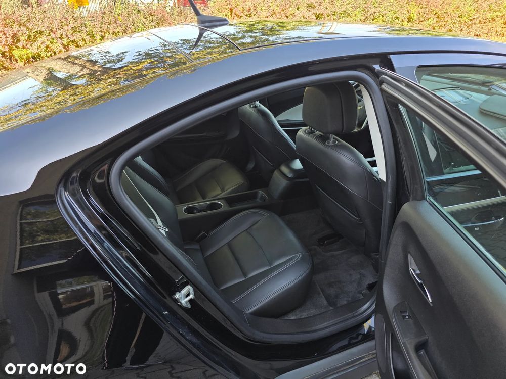 Chevrolet Volt - 16
