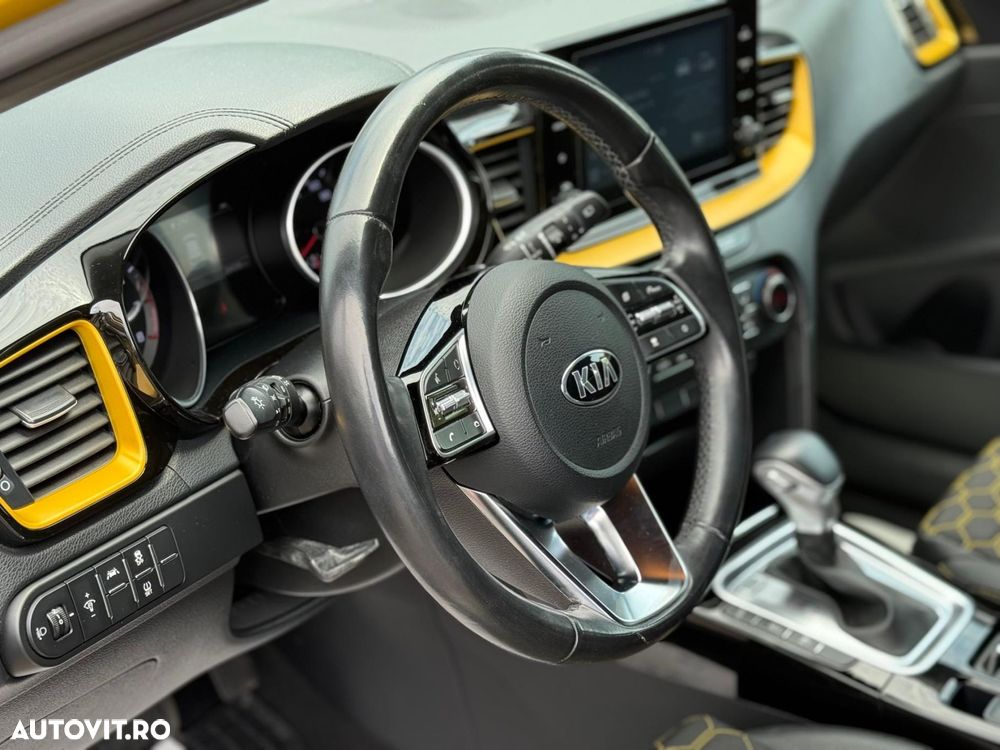 Kia XCeed 1.4 T-GDI 7DCT Style+ - 14