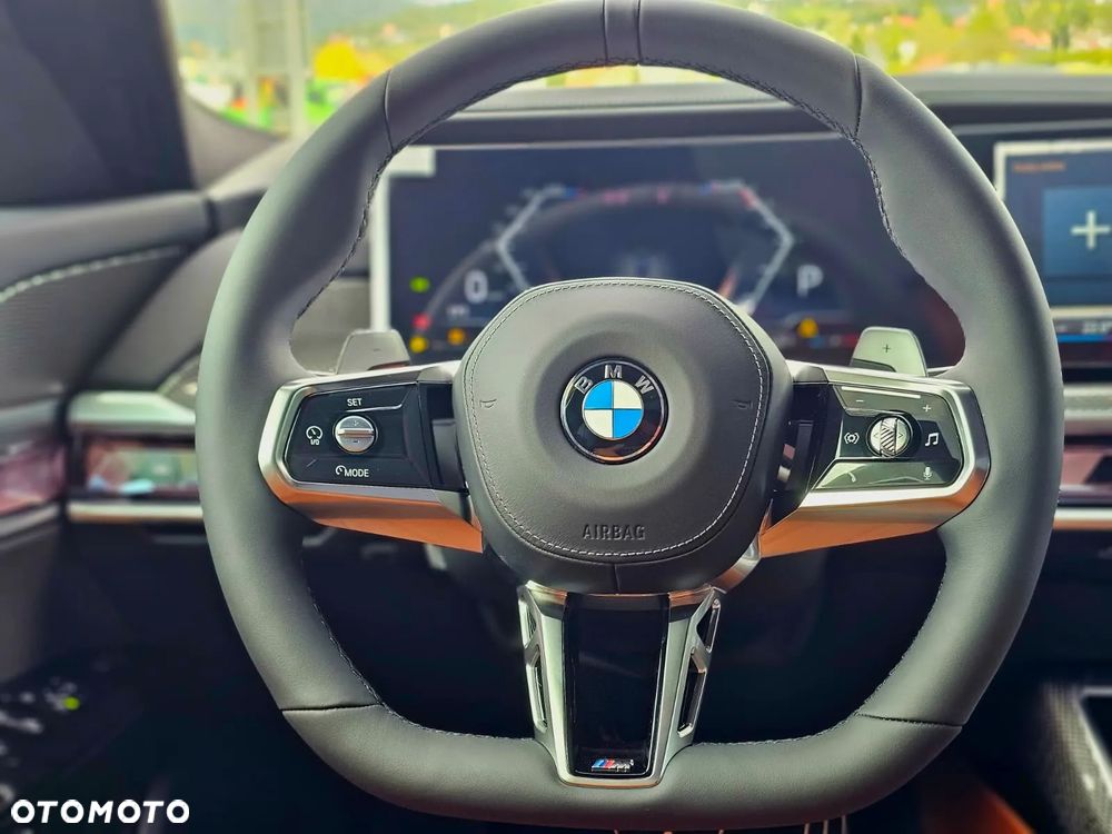 BMW Seria 7 - 23