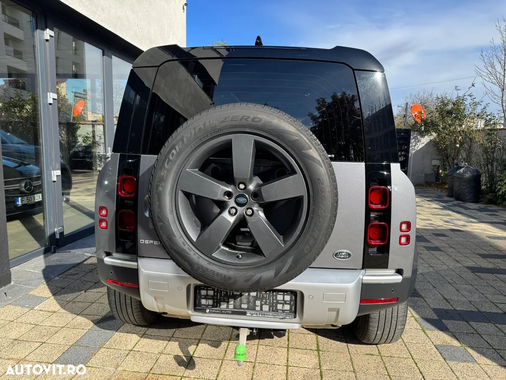 Land Rover Defender 110 2.0 P300 SE - 6