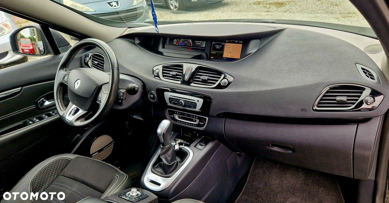 Renault Grand Scenic dCi 110 EDC Bose Edition - 32