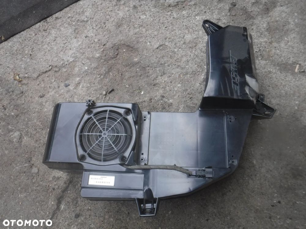Seat Exeo kombi  BOSE glosniki wzmacniacz SUBWOOFER  3R0035382A - 4