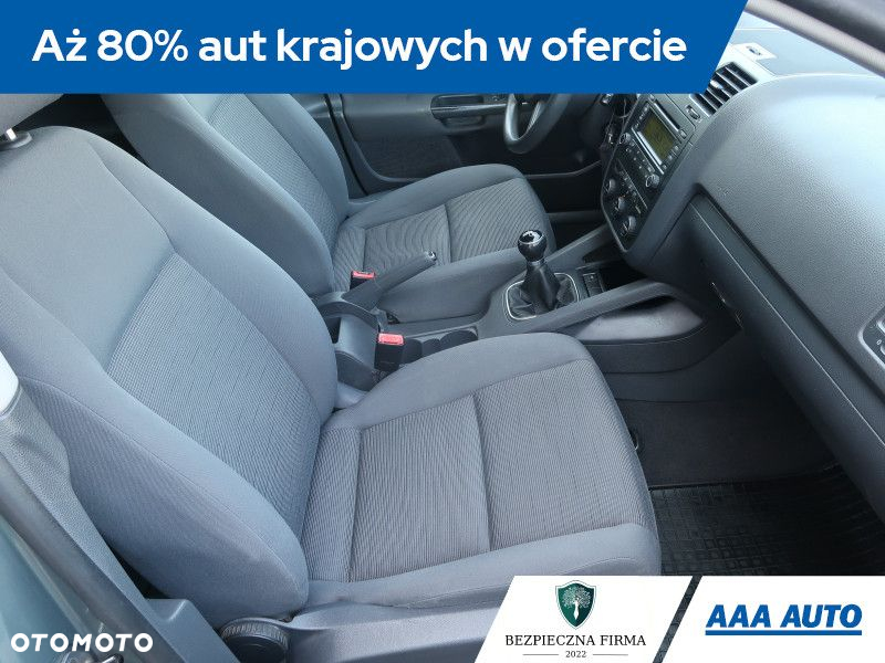 Volkswagen Golf - 10