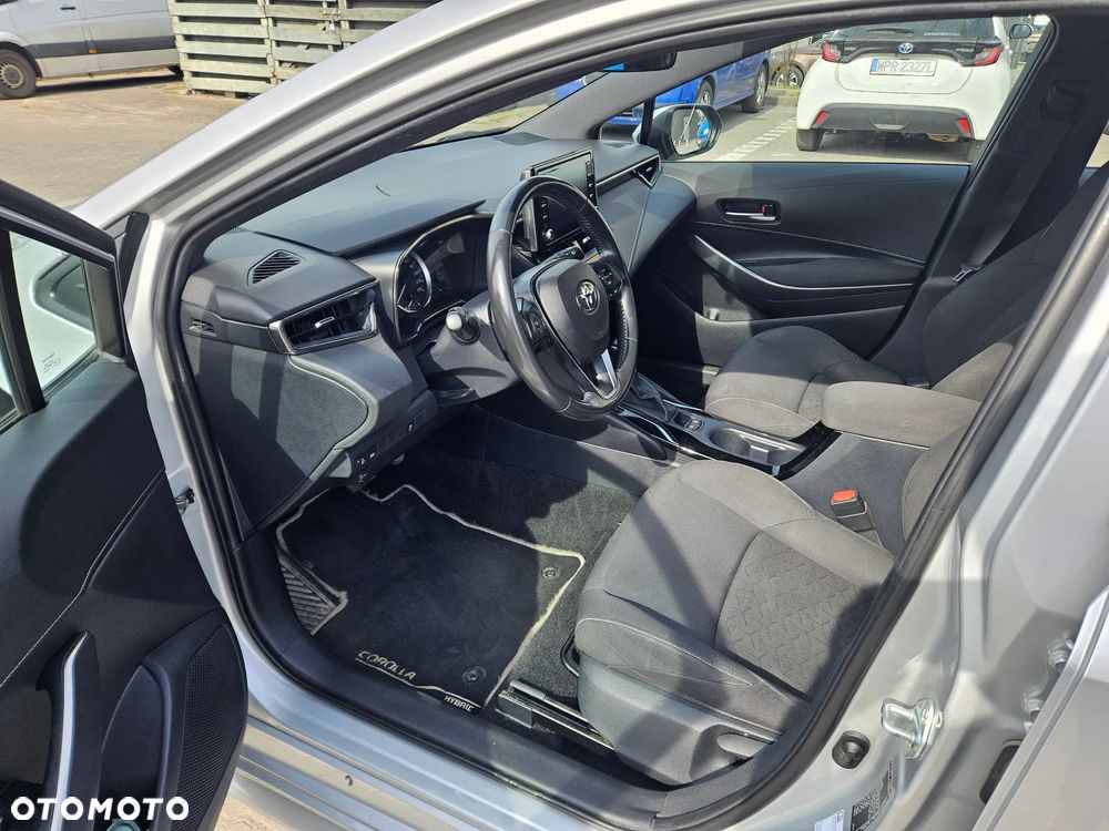 Toyota Corolla 1.8 Hybrid Comfort - 9