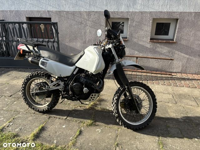 Honda NX - 1