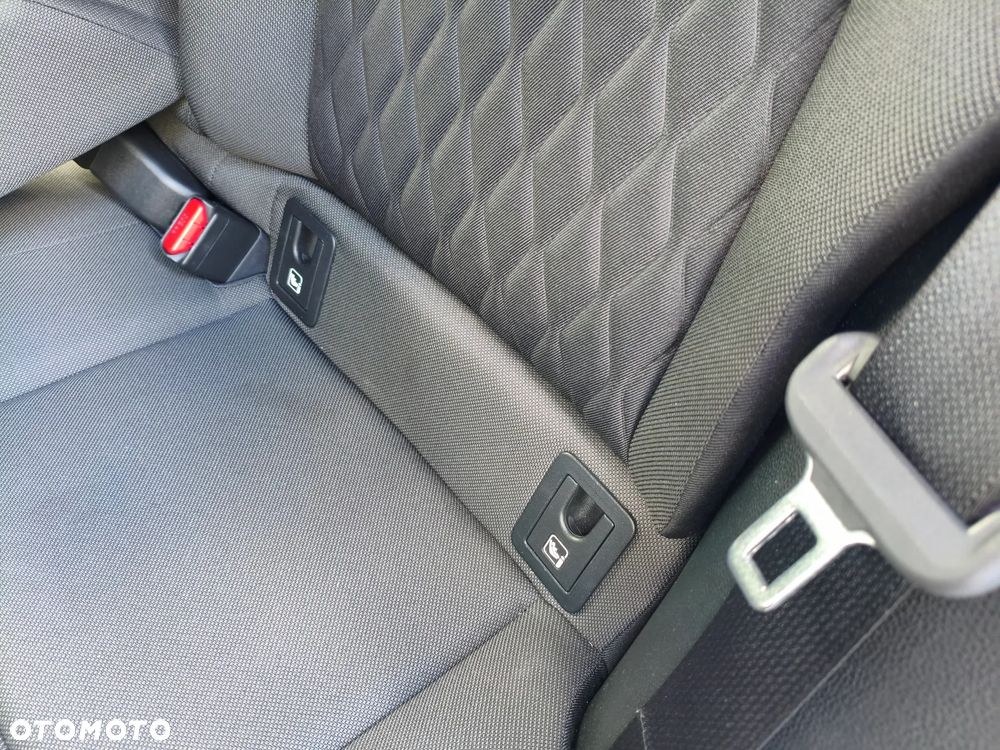 Toyota Corolla 1.8 Hybrid GPF Comfort - 17