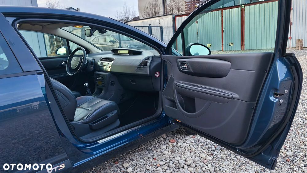 Citroën C4 1.6 HDi VTR Pack - 23